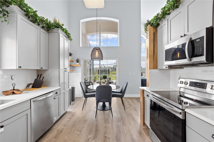 Image No.25-6 Bed House for sale