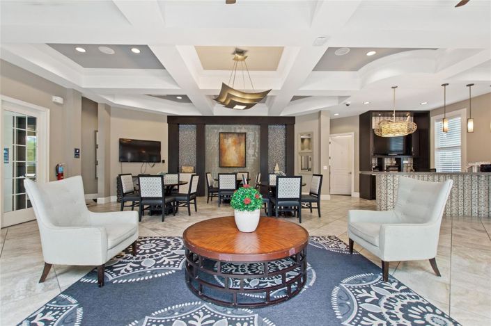 Image No.77-7 Bed House for sale