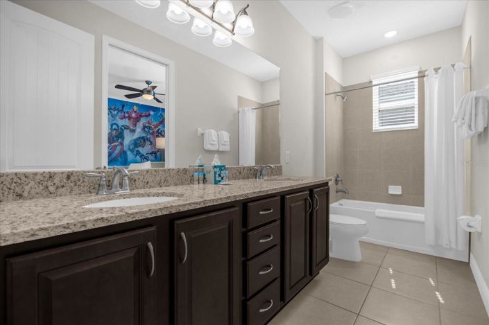 Image No.26-5 Bed House for sale