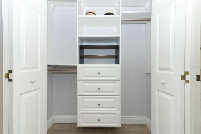 Image No.30-3 Bed Townhouse for sale