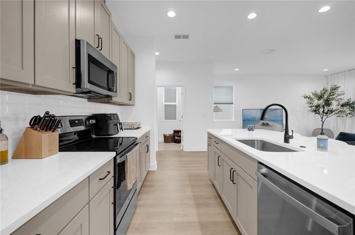 Image No.13-4 Bed House for sale