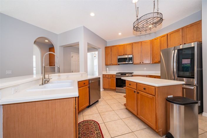 Image No.15-4 Bed House for sale