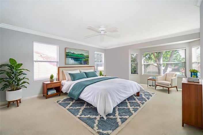 Image No.7-4 Bed House for sale