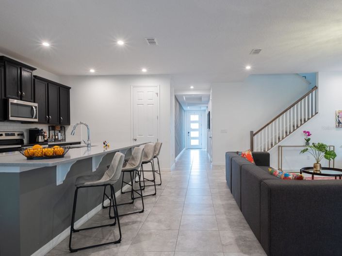 Image No.13-6 Bed House for sale