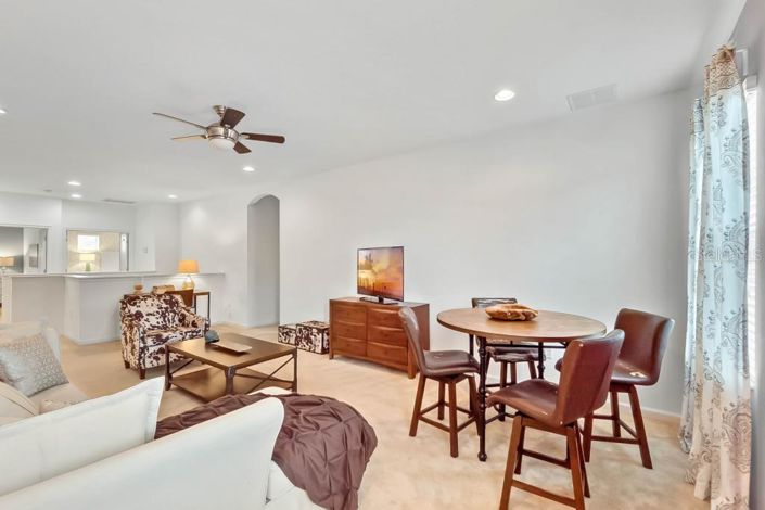 Image No.26-7 Bed House for sale