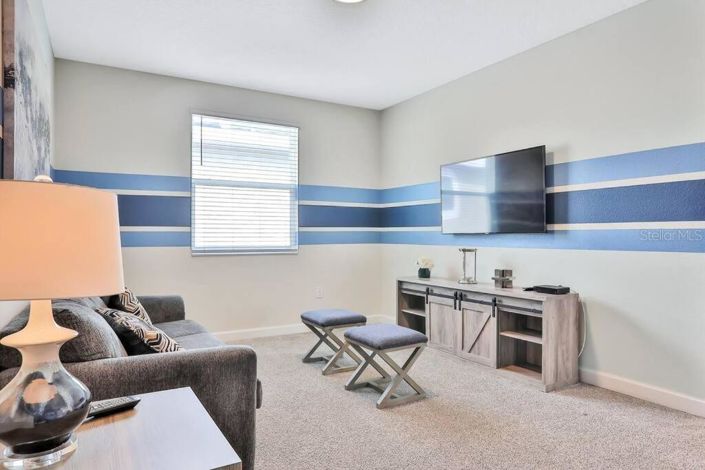 Image No.16-6 Bed House for sale