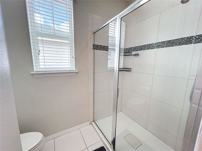 Image No.24-7 Bed House for sale