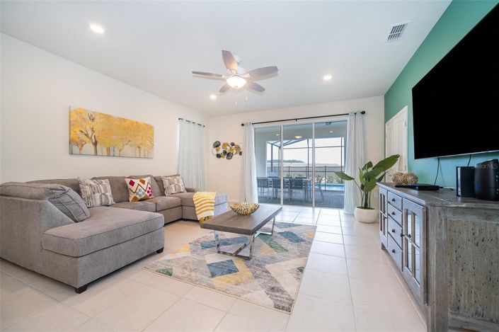 Image No.15-6 Bed House for sale