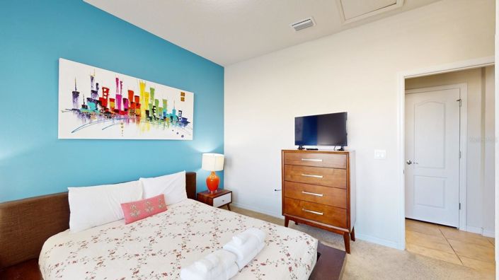 Image No.17-8 Bed House for sale