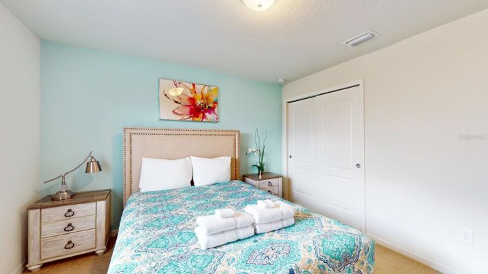 Image No.32-8 Bed House for sale