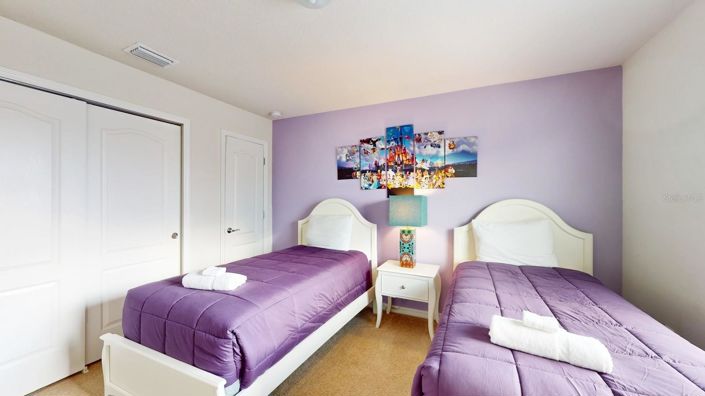 Image No.35-8 Bed House for sale