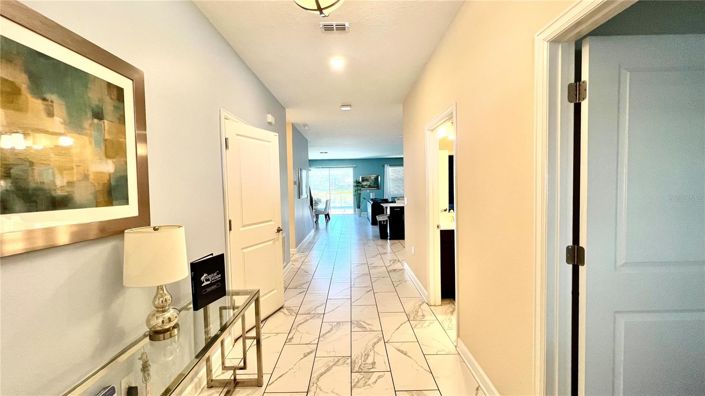 Image No.10-8 Bed House for sale