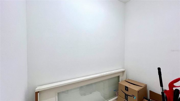 Image No.21-8 Bed House for sale