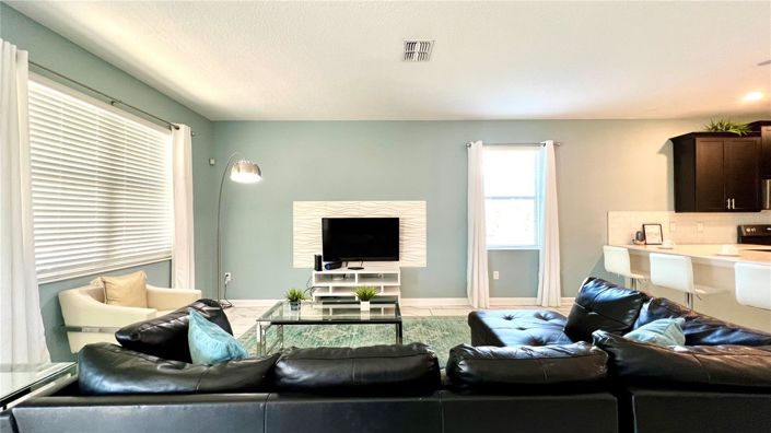 Image No.38-8 Bed House for sale