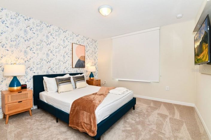 Image No.27-6 Bed House for sale