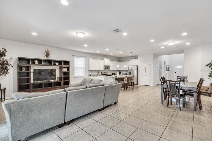 Image No.13-8 Bed House for sale