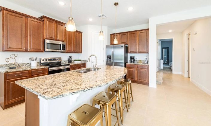 Image No.7-4 Bed House for sale