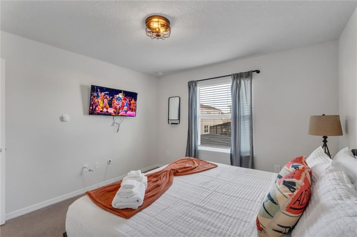 Image No.35-6 Bed House for sale