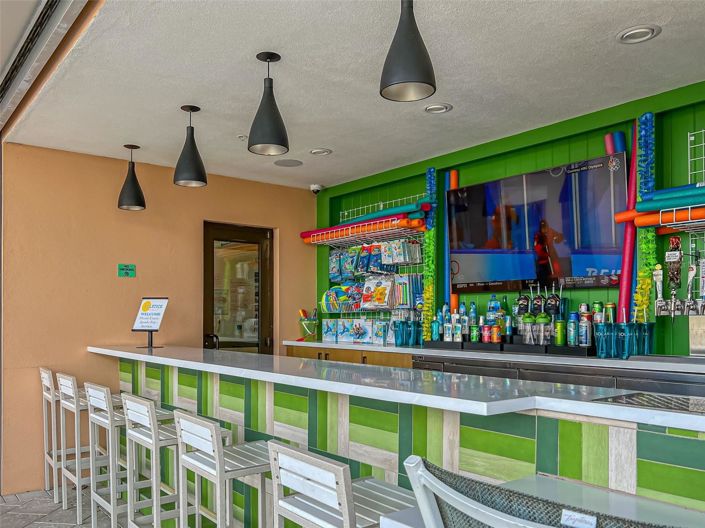 Image No.77-6 Bed House for sale