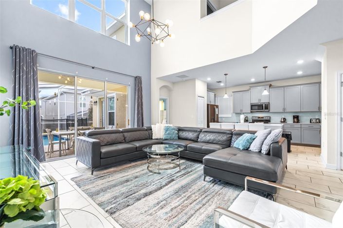 Image No.9-5 Bed House for sale