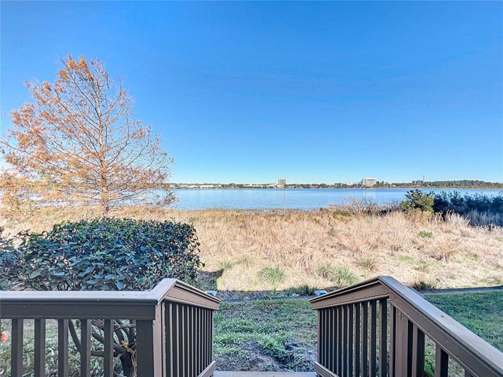 Image No.66-3 Bed Townhouse for sale