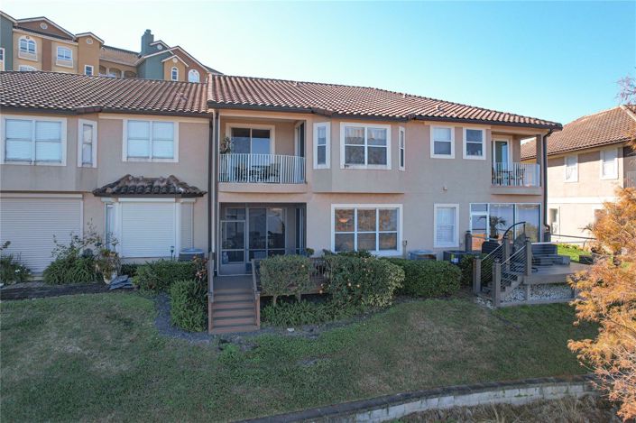 Image No.68-3 Bed Townhouse for sale