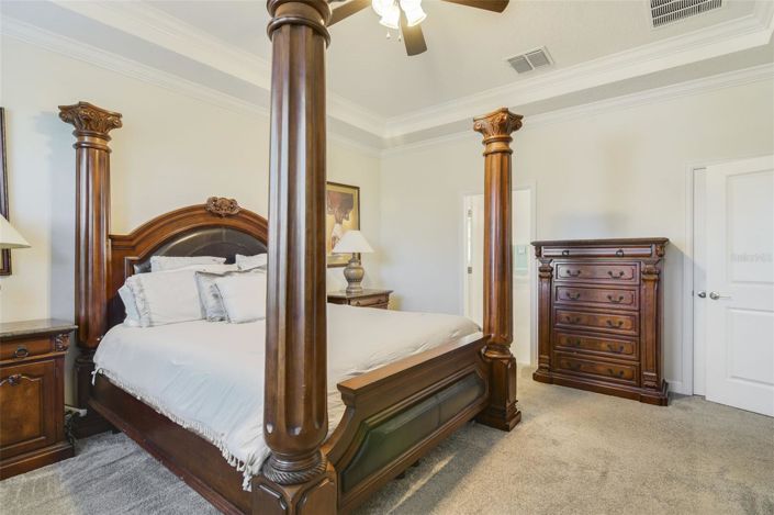 Image No.15-4 Bed House for sale