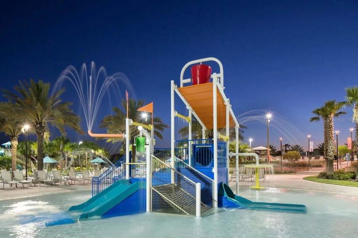 Image No.17-6 Bed House for sale