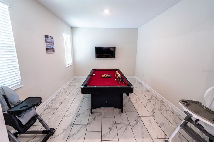 Image No.12-7 Bed House for sale