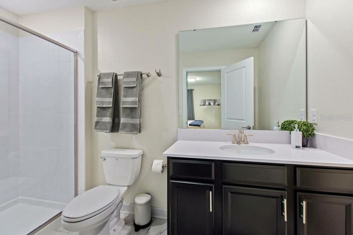 Image No.28-7 Bed House for sale