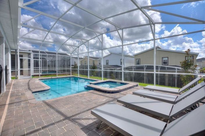 Image No.35-7 Bed House for sale