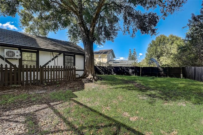 Image No.82-6 Bed House for sale