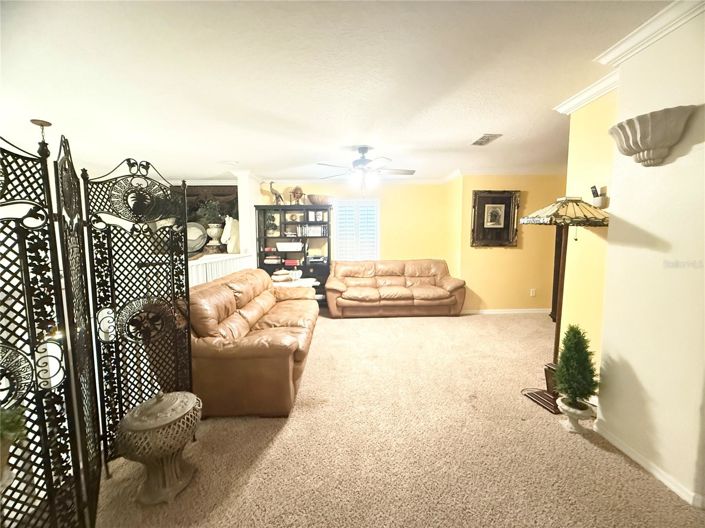 Image No.25-7 Bed House for sale