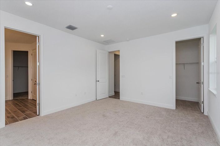 Image No.12-4 Bed House for sale