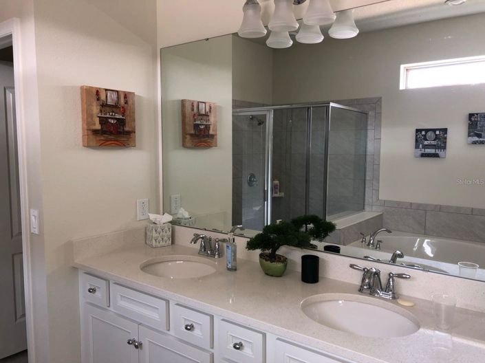 Image No.17-6 Bed House for sale