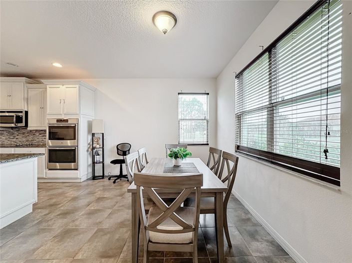 Image No.21-5 Bed House for sale