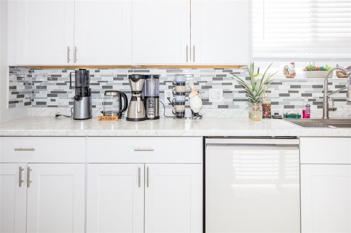 Image No.20-6 Bed House for sale