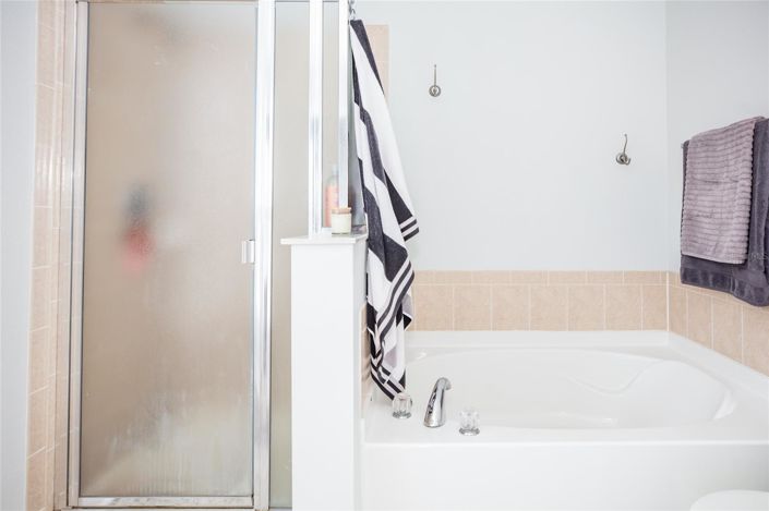 Image No.72-6 Bed House for sale