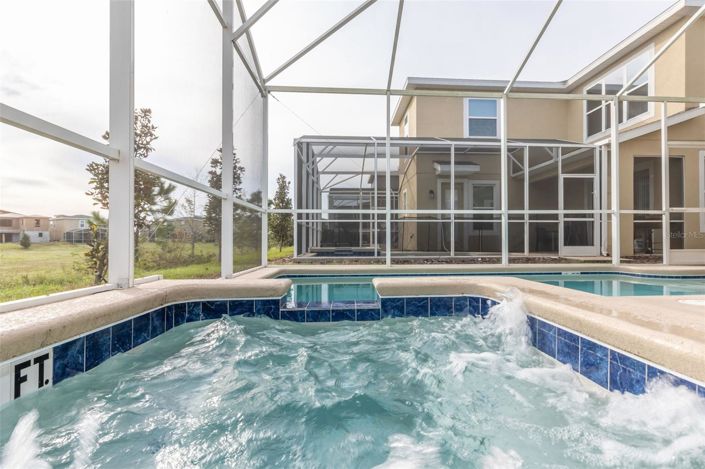 Image No.61-5 Bed House for sale