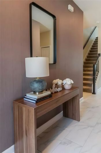 Image No.3-5 Bed House for sale