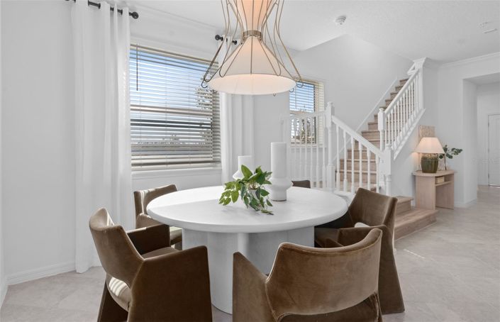 Image No.20-5 Bed Townhouse for sale