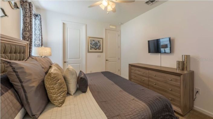 Image No.11-6 Bed House for sale