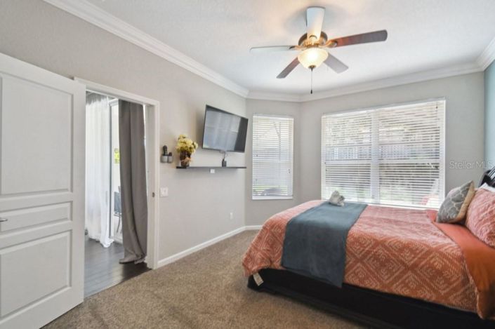 Image No.24-5 Bed House for sale