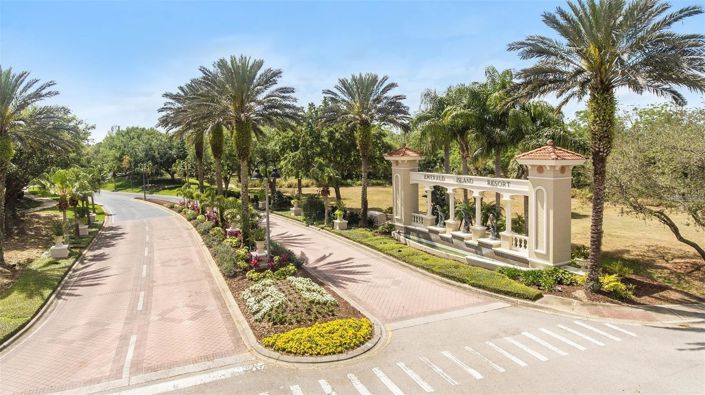 Image No.52-6 Bed House for sale