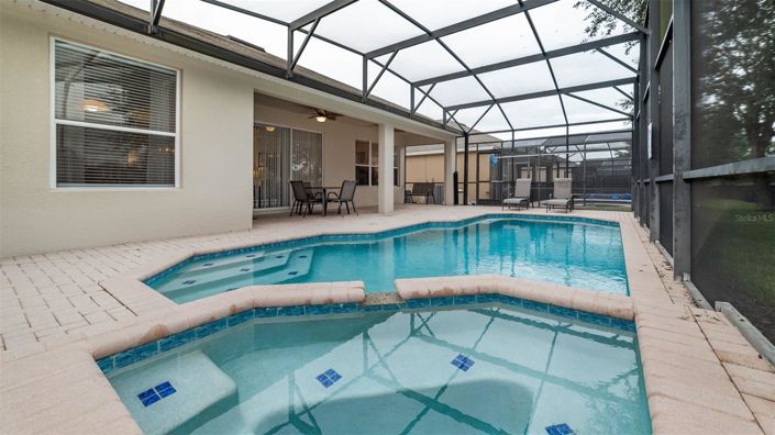 Image No.2-5 Bed House for sale