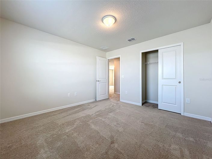 Image No.26-6 Bed House for sale