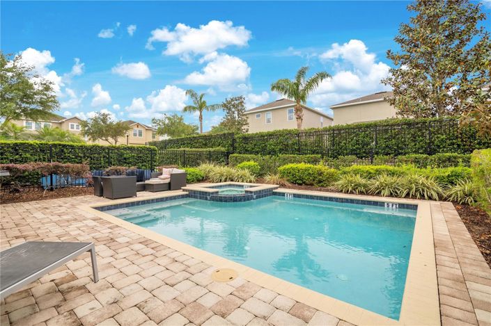 Image No.35-8 Bed House for sale