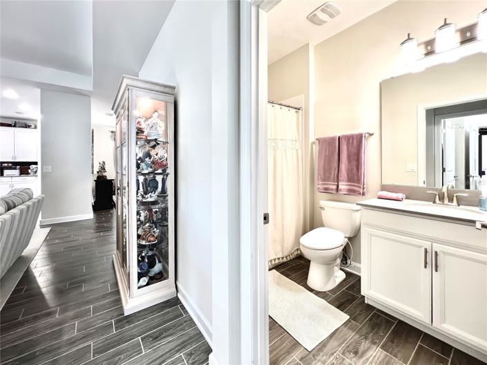 Image No.20-4 Bed House for sale