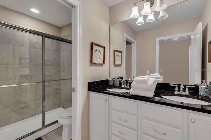 Image No.18-7 Bed House for sale