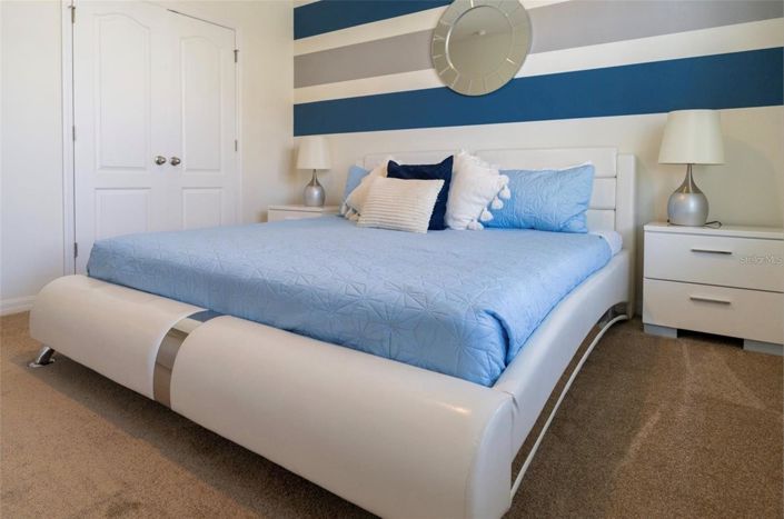 Image No.22-7 Bed House for sale